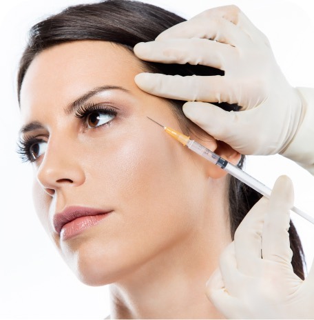 Procedimento injetável facial