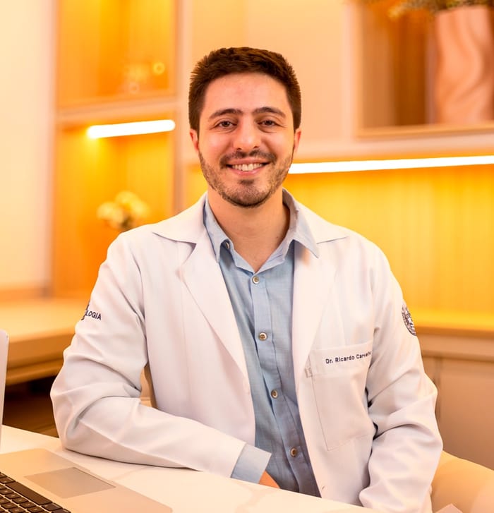 Dr. Ricardo Carvalho